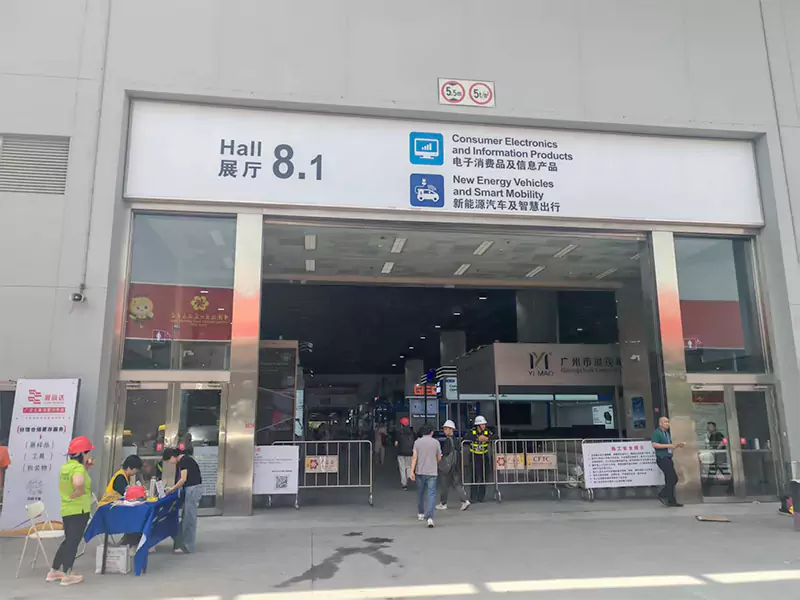 Countdown စတင်! Synst ကုမ္ပဏီ၏ Canton Fair Booth Setup underway (April ပြီ 14 ရက်, 2025 အထူး update)